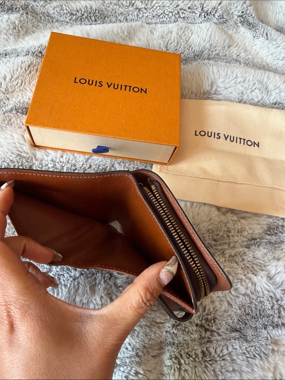 Louis Vuitton Monogram Compact Wallet - Picture 4 of 17